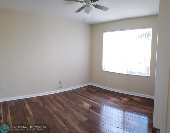 Building Photo - 2802 SW 165th Ave