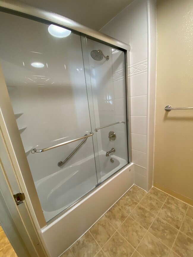 New Tub/Shower in top floor bath - 445 Willow Ave