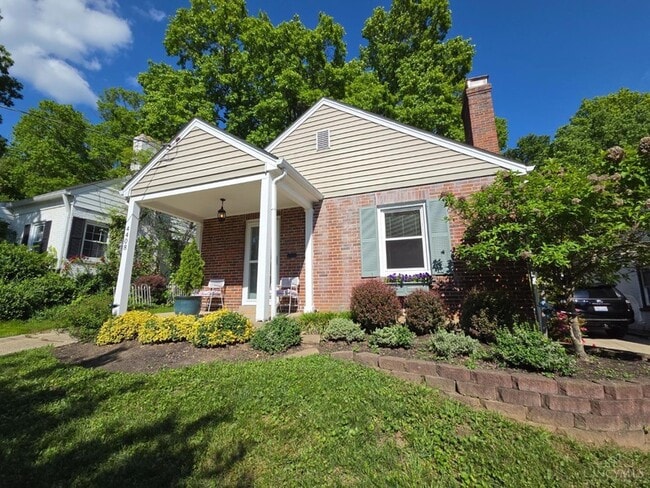 Building Photo - 4408 Grove Ave