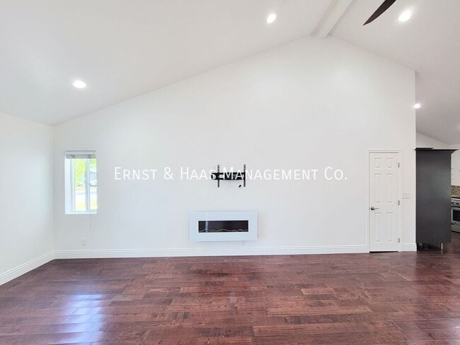 Building Photo - 5325 Autry Ave