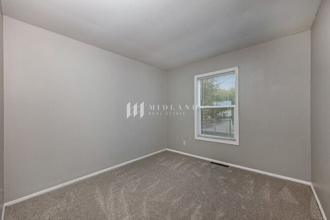 Building Photo - LaVista Home