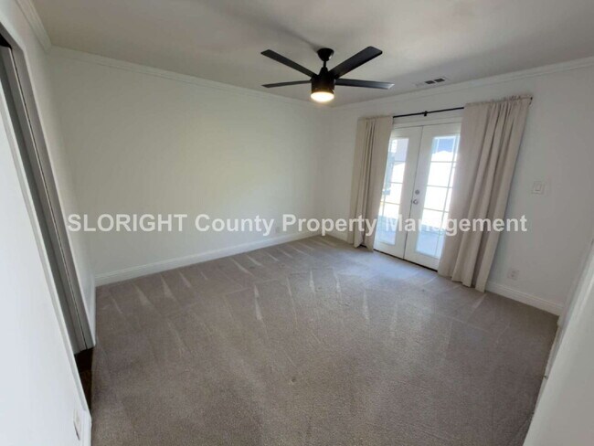 Building Photo - LEASE PENDING - Spacious Home in Laguna Lake - 4 Bed / 2 Bath