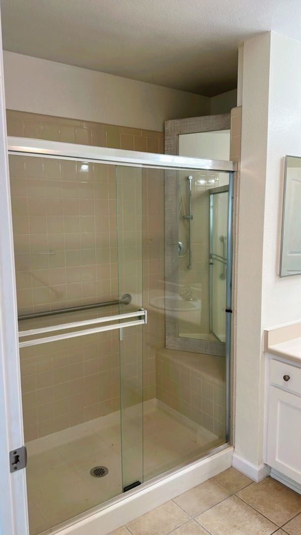 Building Photo - 2 Bedroom 2 Bathroom located in Redbridge