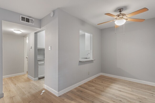 Building Photo - 9029 Gaylord Dr