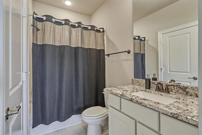 Building Photo - 12907 Mustang River Dr