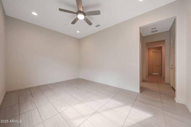 Building Photo - 32360 N 133rd Dr