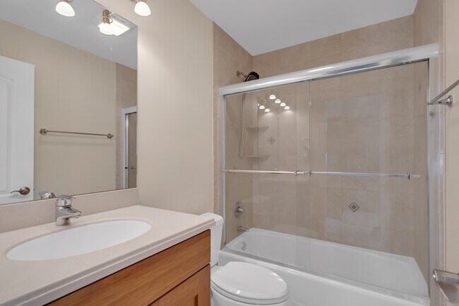 Building Photo - 7242 Greywall Ct