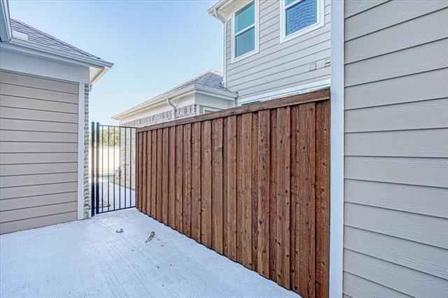 Building Photo - 4932 McKinney Hollow Dr