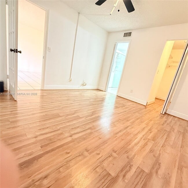 Building Photo - 10541 NW 10th St