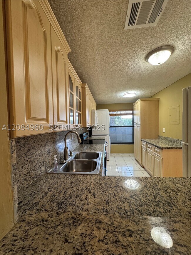 Building Photo - 1436 NW 97th Ave