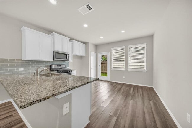 Building Photo - 9244 Inland Leather Ln
