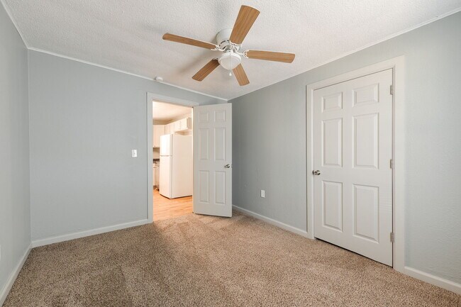 Building Photo - 3332 NW 28th St