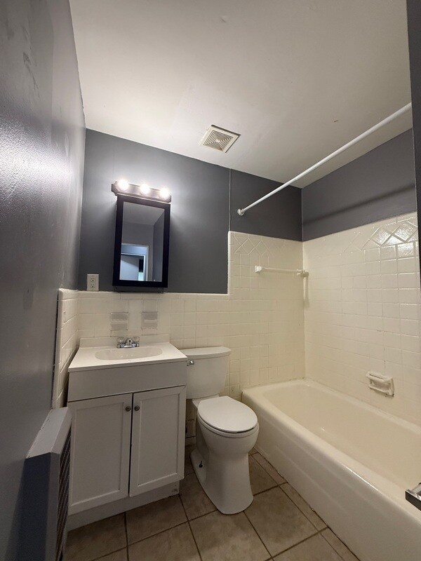 Building Photo - 2503 Birchfield St NW