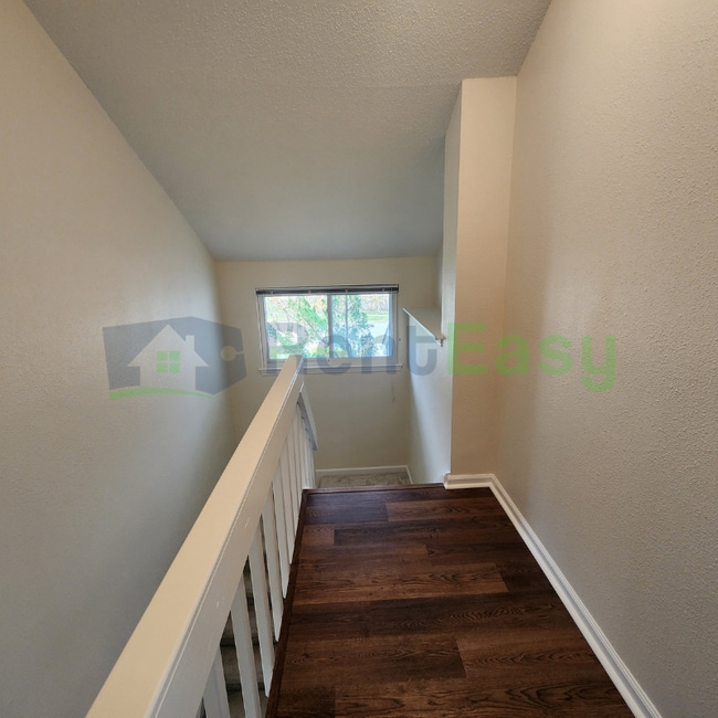 Building Photo - 5340 Chatham Lake Dr