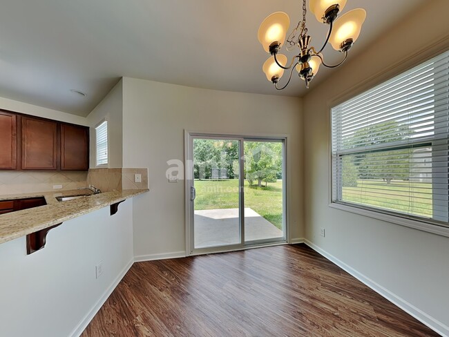 Building Photo - 2222 Kingstree Dr