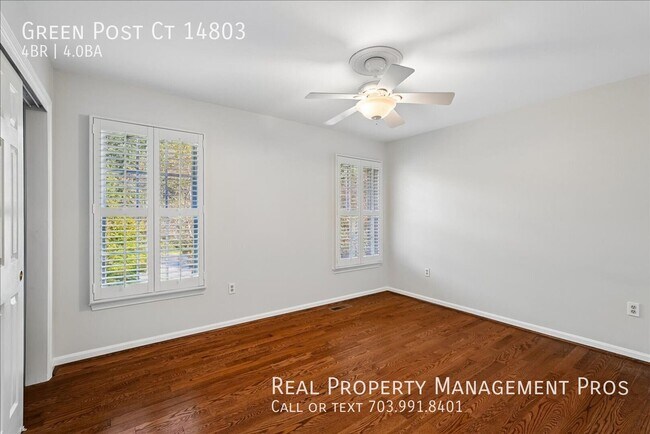 Building Photo - Green Post Ct 14803-