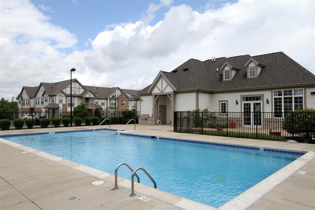 Building Photo - 260 Rosehall Dr