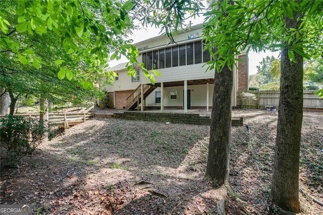 Building Photo - 766 Chesterfield Dr