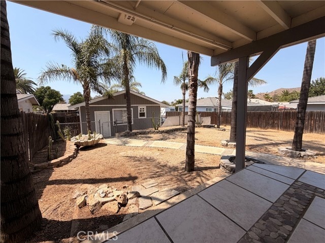 Building Photo - 258 E Hl