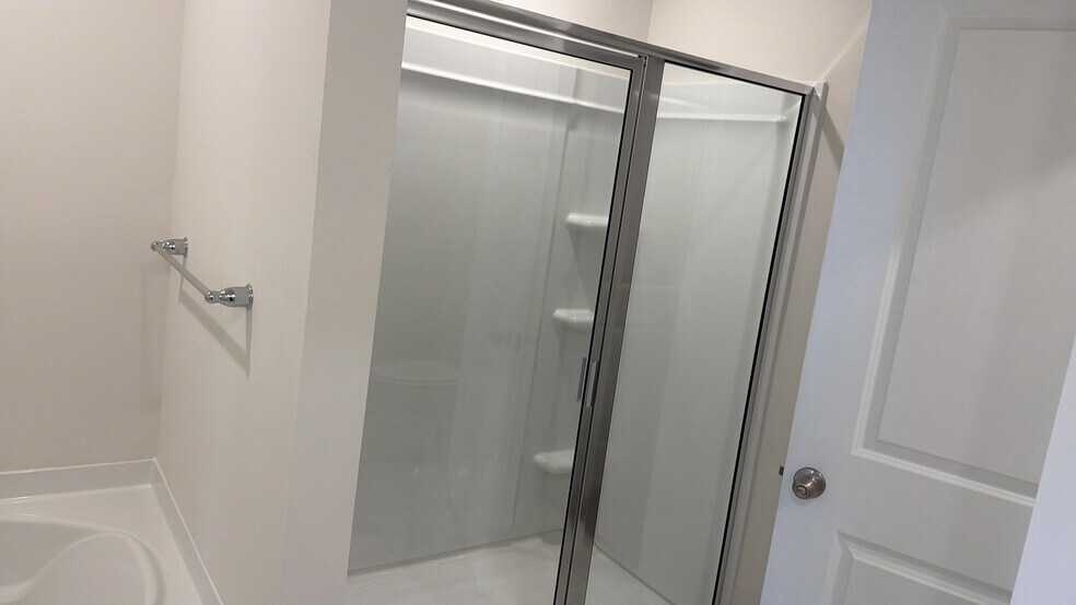 Building Photo - 1614 Yarrow Ln