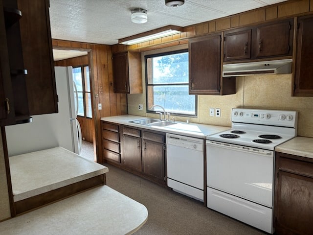 Building Photo - 4746 E Skyline Dr