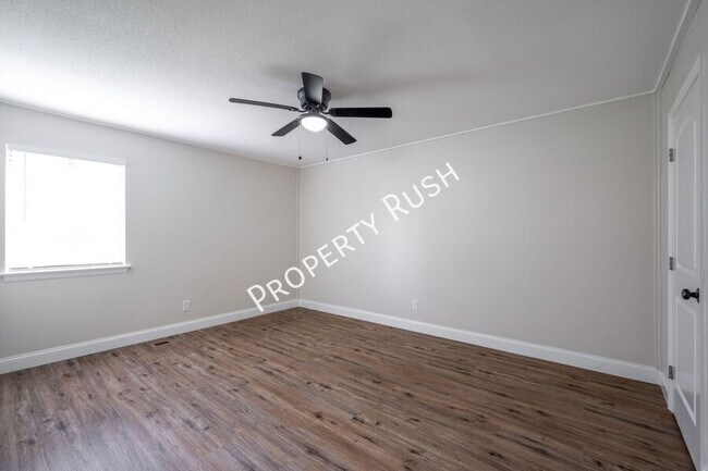 Building Photo - 7713 Nautical Way
