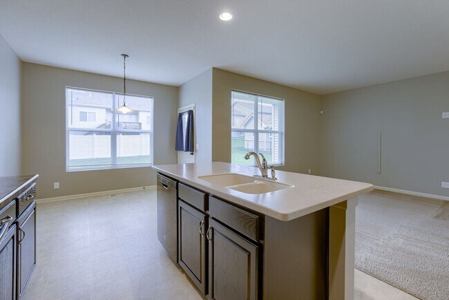 Building Photo - Spacious 4-Bedroom Near Lake Cunningham