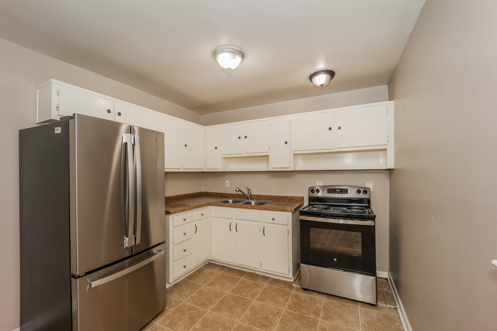 Building Photo - 8175 Eton Ct