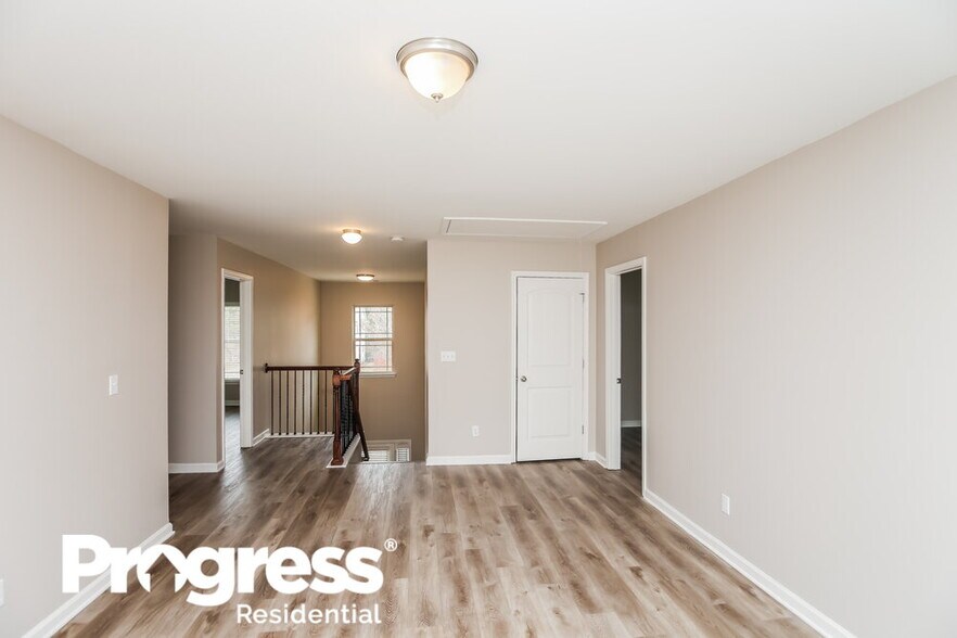 Building Photo - 7622 Absinth Dr