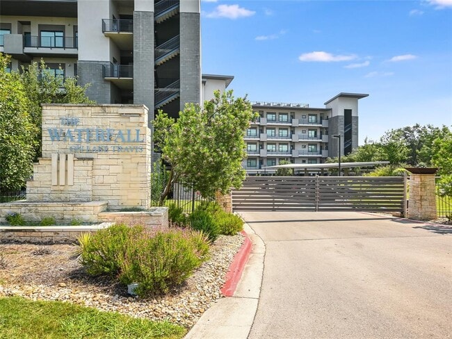 Building Photo - 5921 Hiline Rd