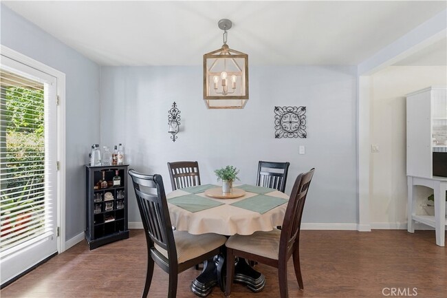 Building Photo - 855 N 3rd Ave