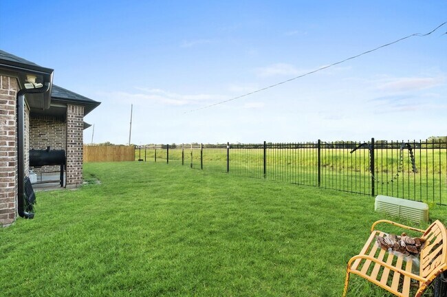 Building Photo - 9707 Highland Pointe Dr