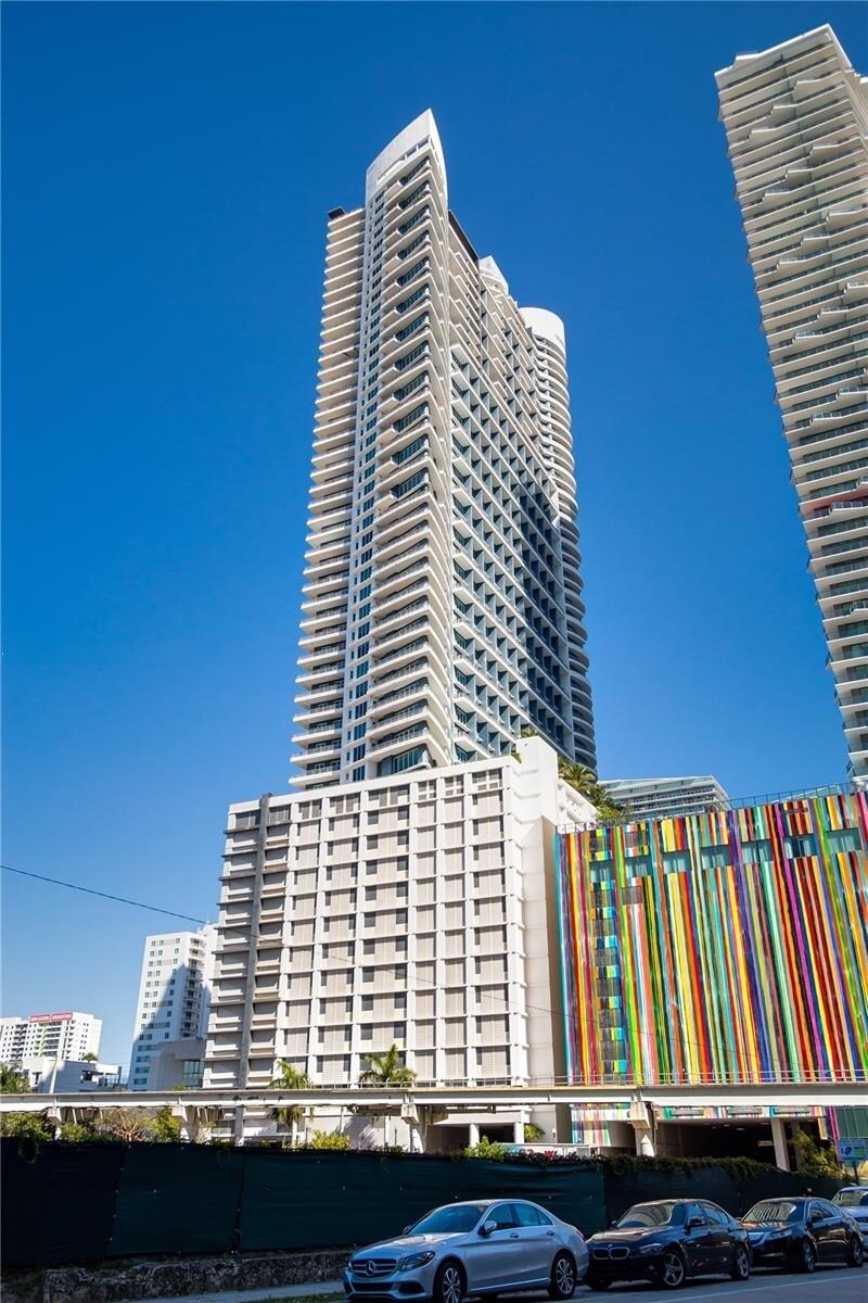 Building Photo - 60 SW 13th St