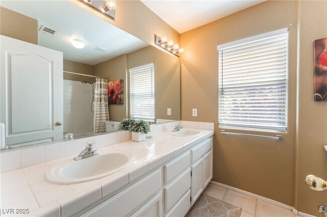 Building Photo - 8612 Sierra Cima Ln