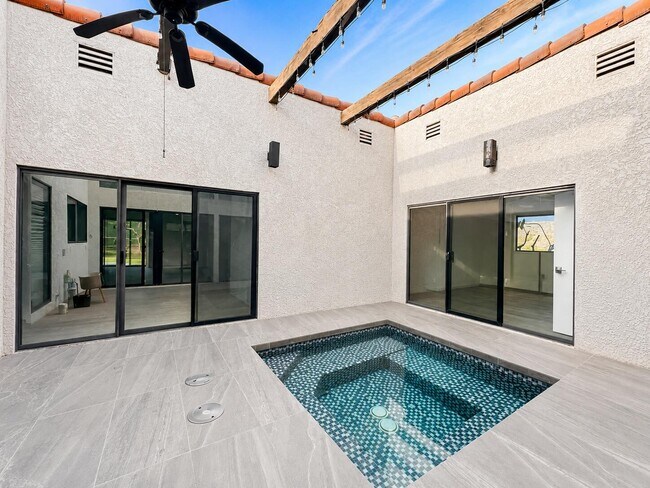 Building Photo - 4 Saturn Cir