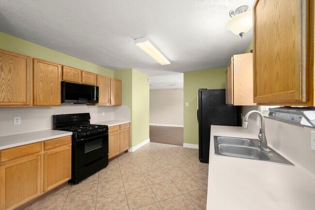 Building Photo - 8723 Creek Willow Dr