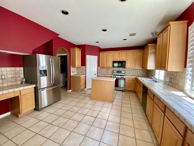 Building Photo - 6302 Spring Tide Ct