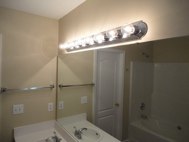 Building Photo - 4400 Crowfield Dr