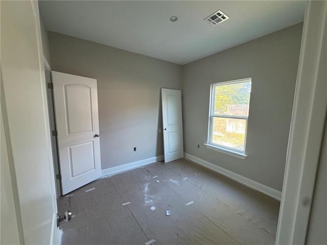 Building Photo - 500 Haney Ln