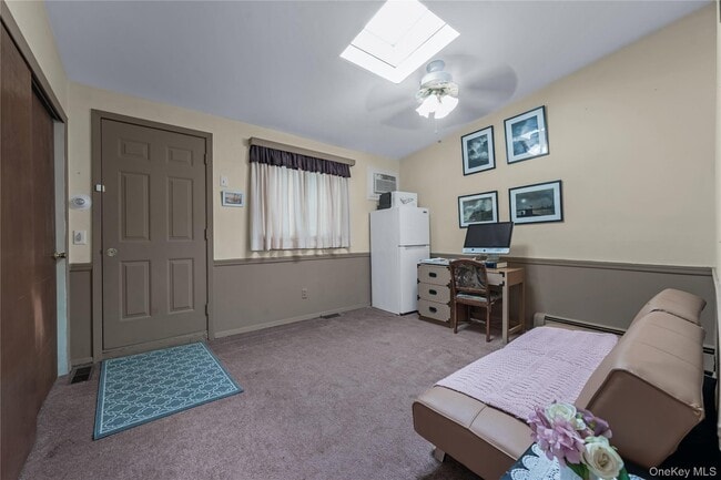 Building Photo - 6 Fernwood Terrace N