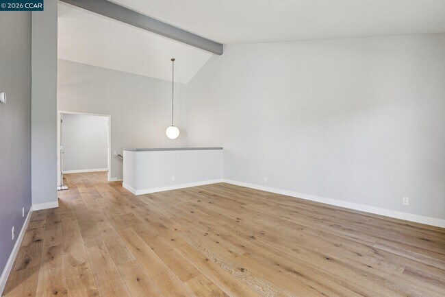 Building Photo - 1541 Moraga Way