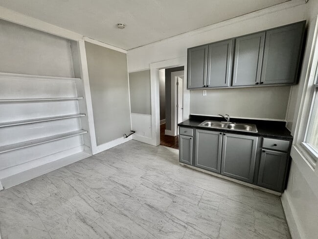 Building Photo - 8790 Kimberly Ct