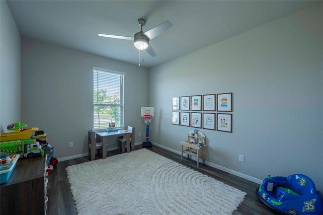 Building Photo - 31302 Raleigh Creek Dr