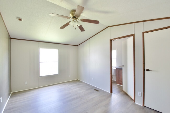 Building Photo - 34 Rabbit Run