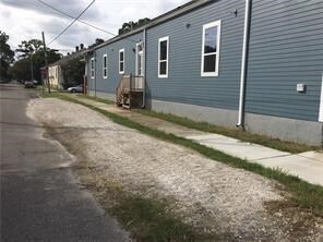 Building Photo - 700 N Alexander St