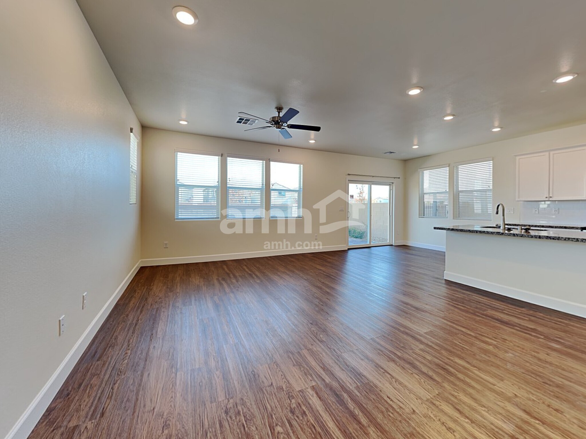 Building Photo - 4754 Tree Swing St
