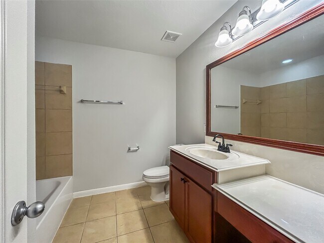 Building Photo - 2760 Rio Bella Ct