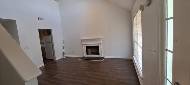 Building Photo - 4520 Ravenwood Pl