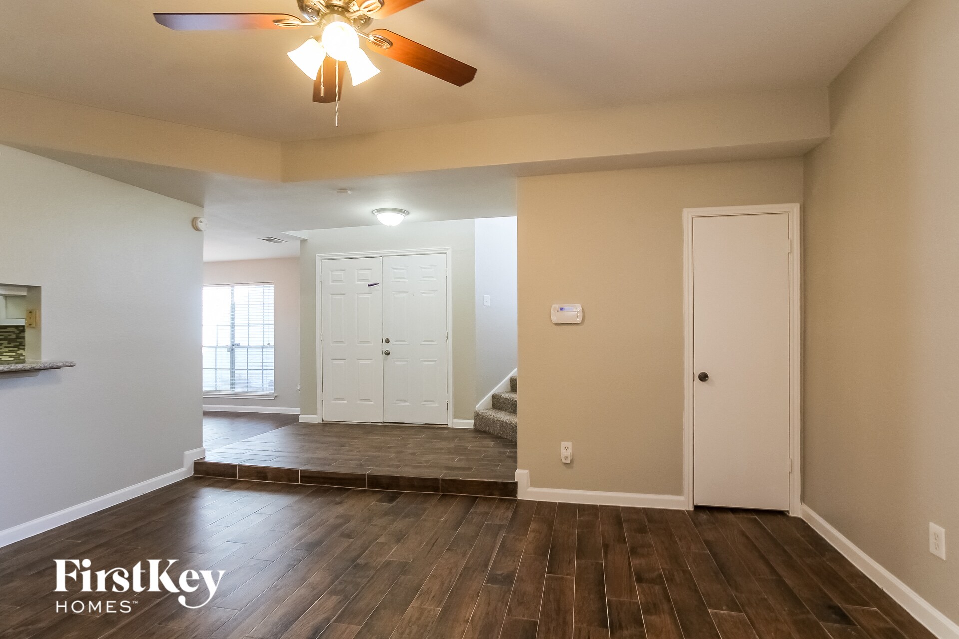 Building Photo - 800 Charles Pl