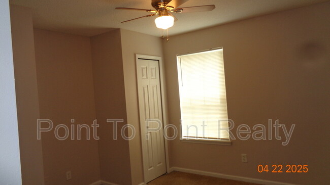 Building Photo - 4822 Playpen Dr